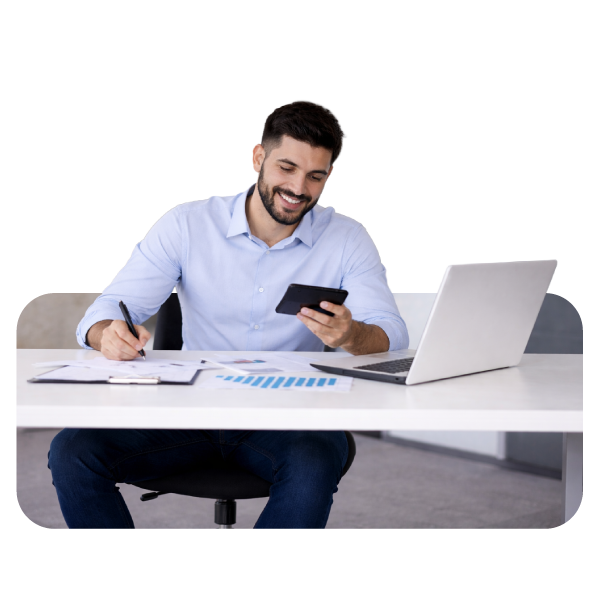 Asesor de PayPymes gestionando cobros